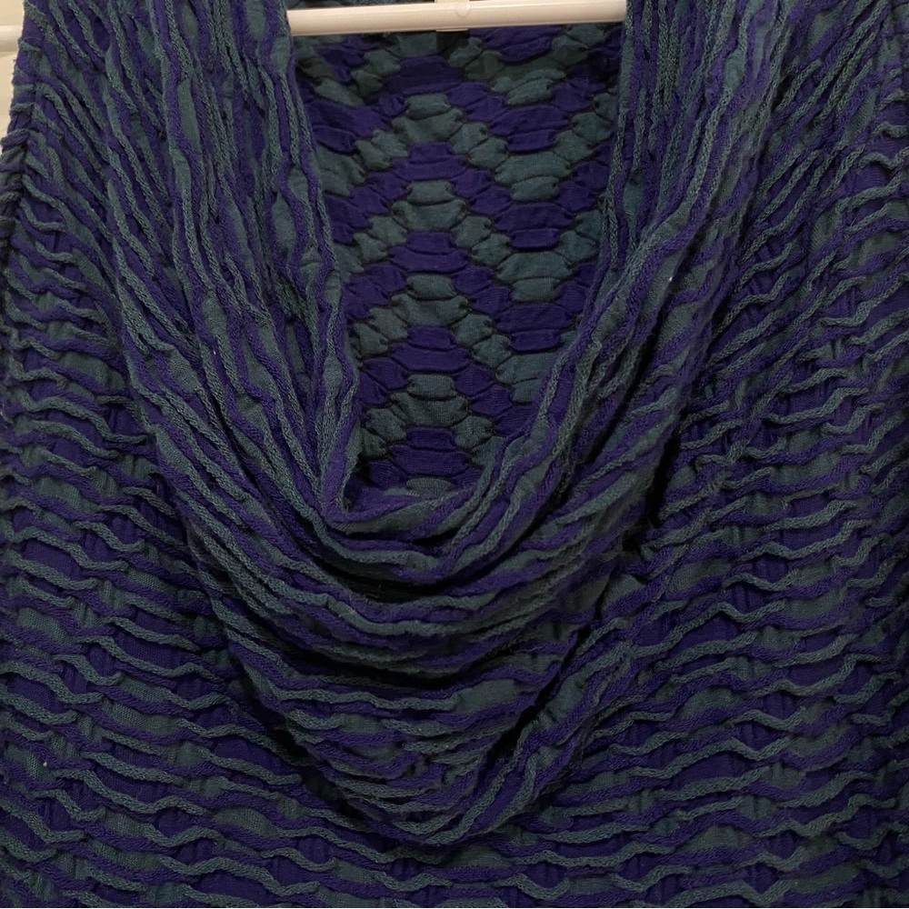 Deletta Teal/Indigo Textured Cowl Neck Sleeveless Blouse, size L - Picture 5 of 5
